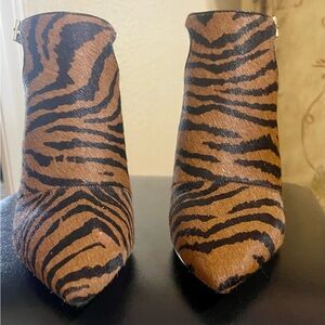 White House Black Market Tiger/Zebra Print Shoes/Sling Back